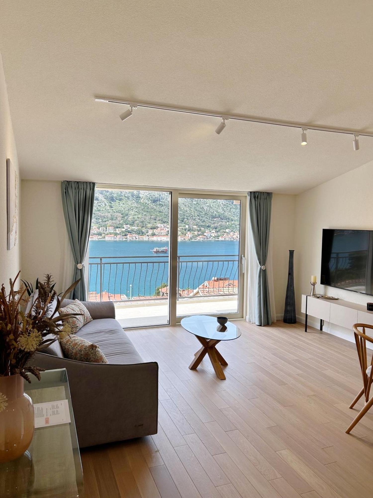Apartament Point Of View Kotor Zewnętrze zdjęcie